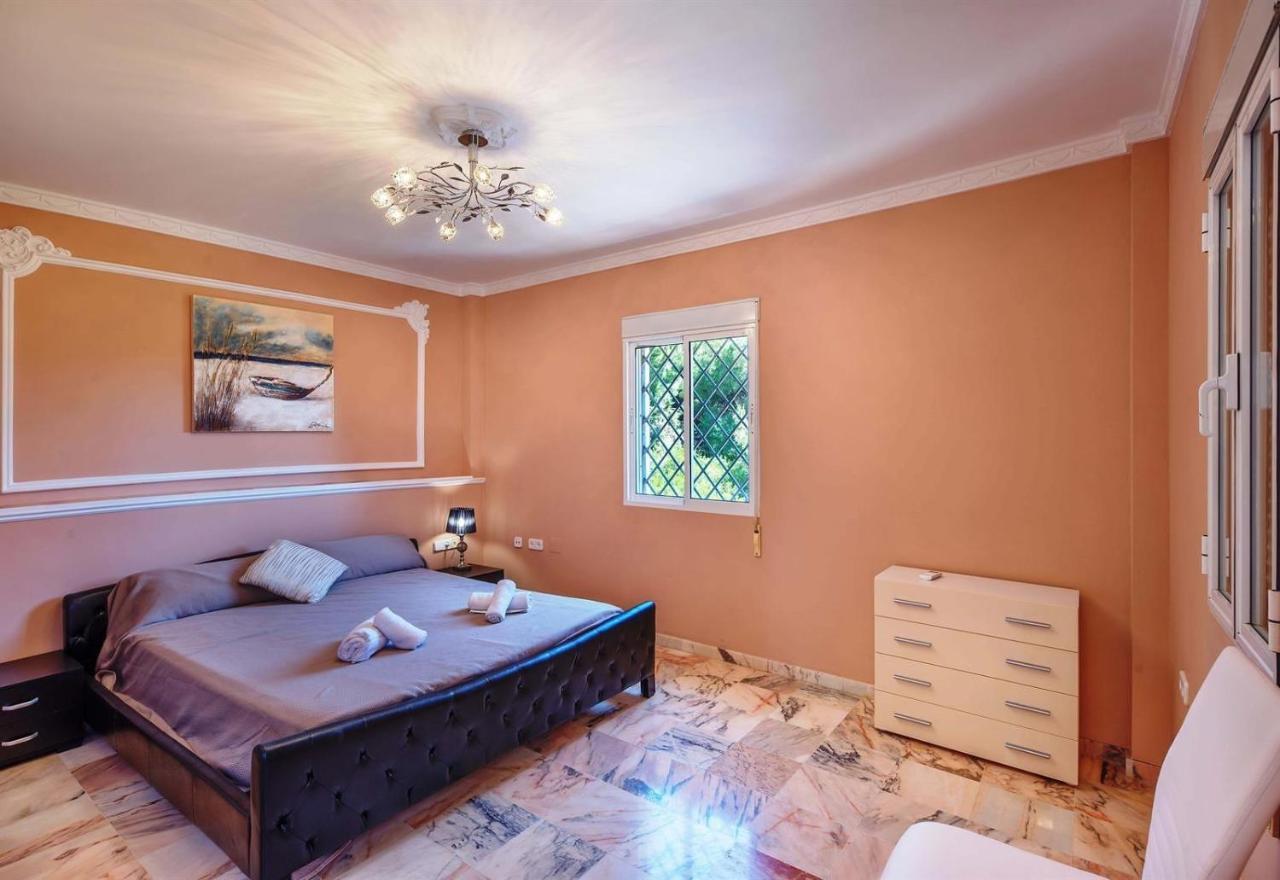 Villa Domus Vesta Марбеля Екстериор снимка